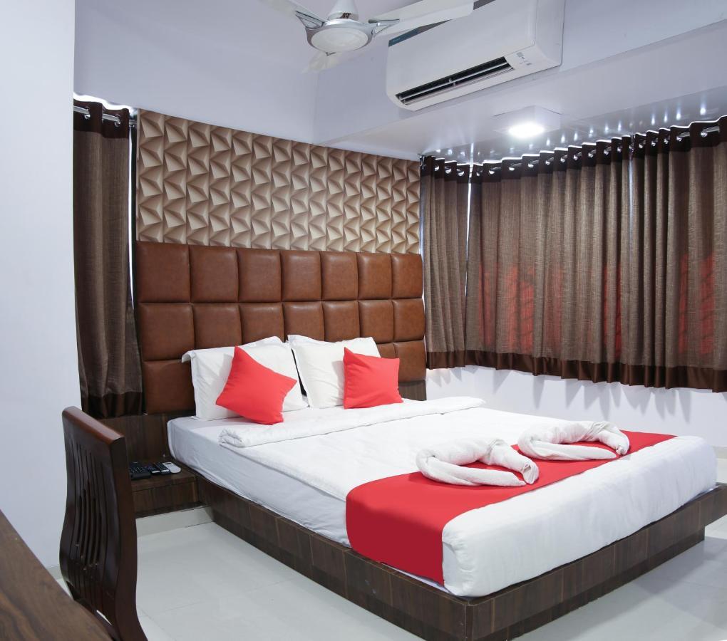 Hotel Apple Inn Нави Мумбаи Экстерьер фото