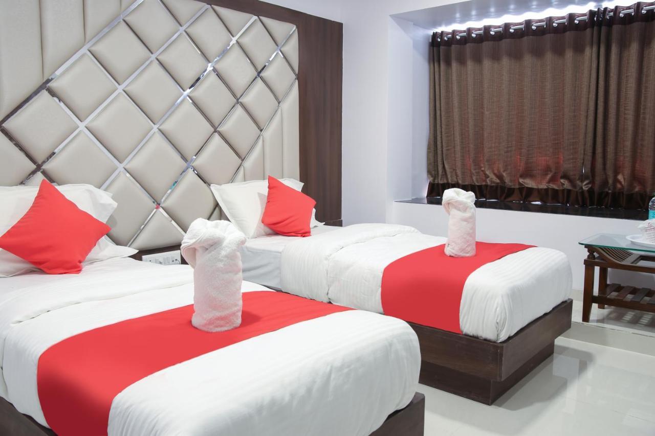 Hotel Apple Inn Нави Мумбаи Экстерьер фото